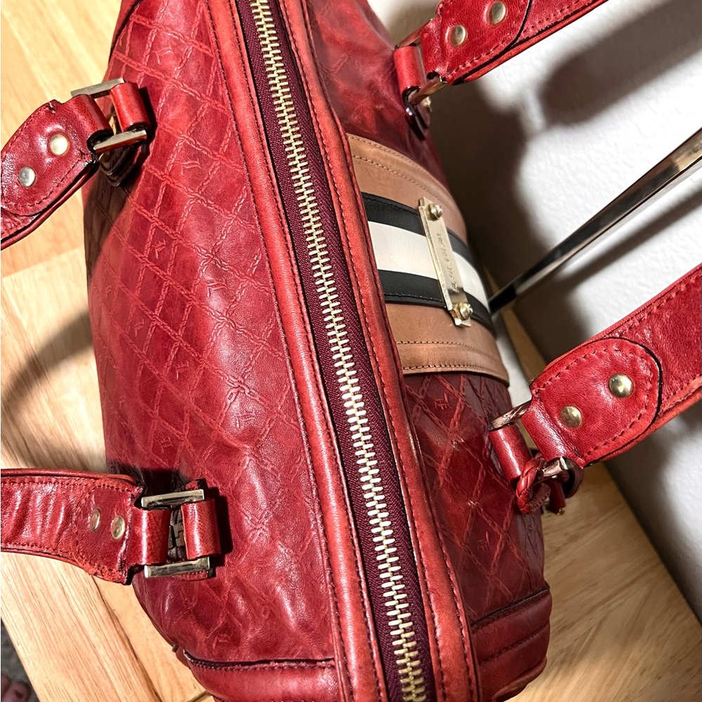 ❣️Reserved❣️LAMB Gwen Stefani Fadeout Satchel in Red Very Nice Condition! - Picture 5 of 14